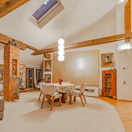 Unique Luxury Loft With Terrace In Old Town Leilighet Praha Eksteriør bilde