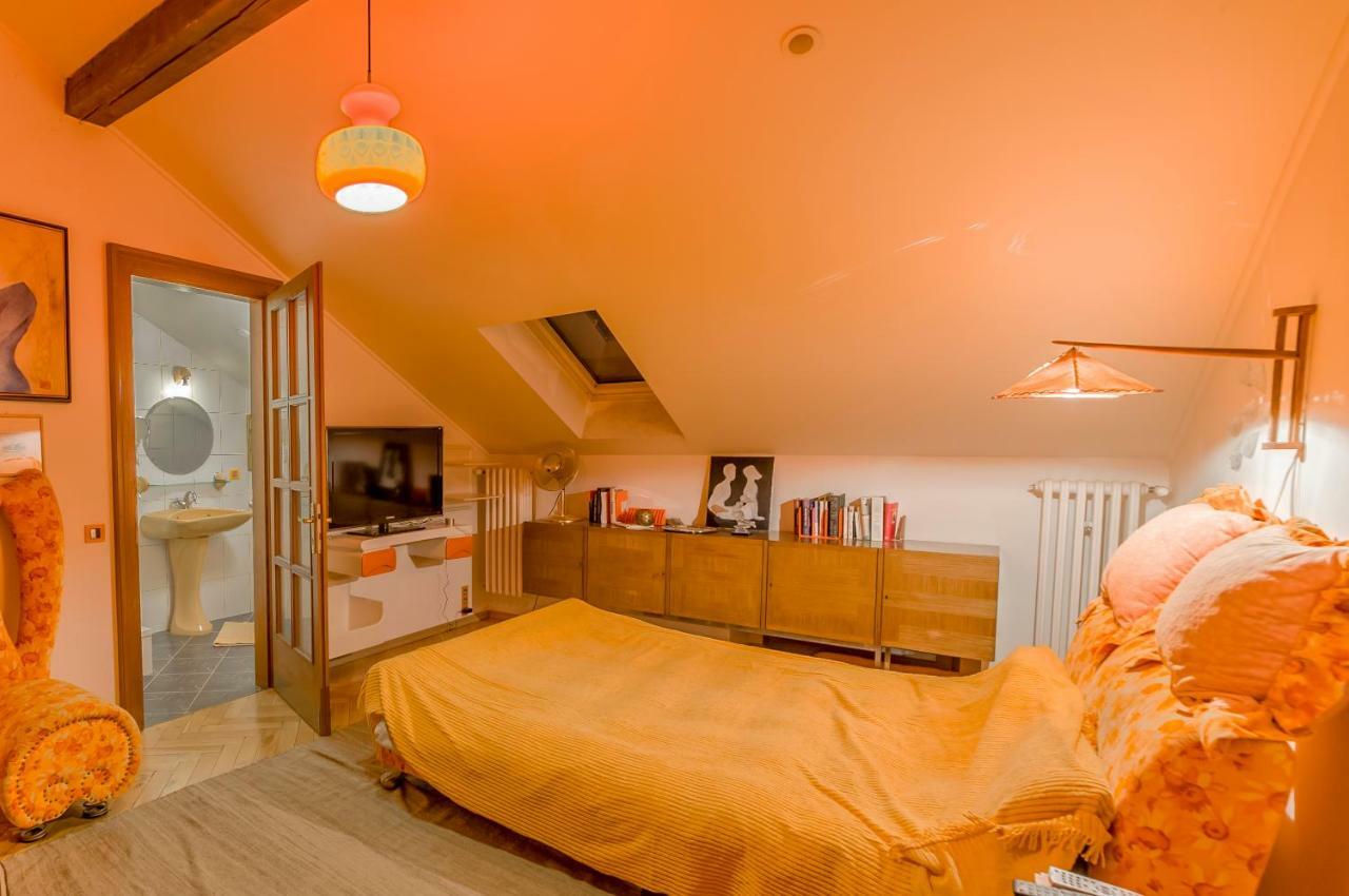 Unique Luxury Loft With Terrace In Old Town Leilighet Praha Eksteriør bilde